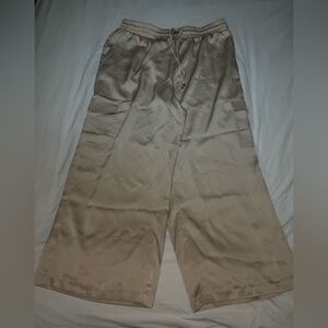 NWOT - NINE WEST Pants / Satin / Tan / Beige / Large / Pockets / Elastic Waist
